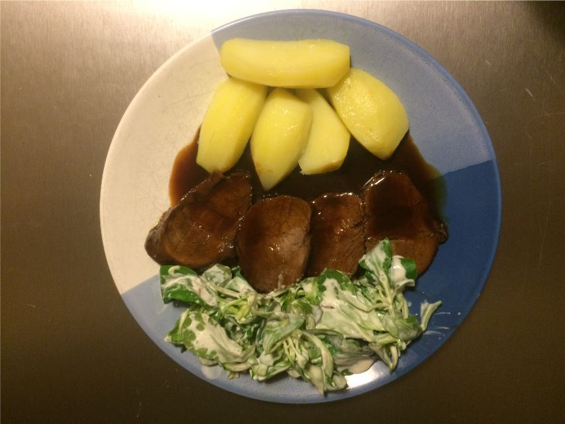 Teller Rinderbraten von der falschen Lende